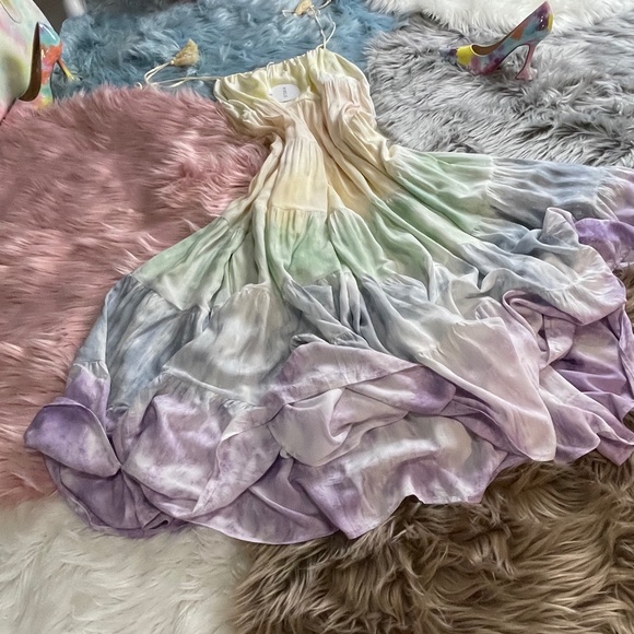 LAST ONE! Storia's MOST POPULAR Pastel Tie Dye Maxi W/TONS of Luscious Fabric - Picture 13 of 16